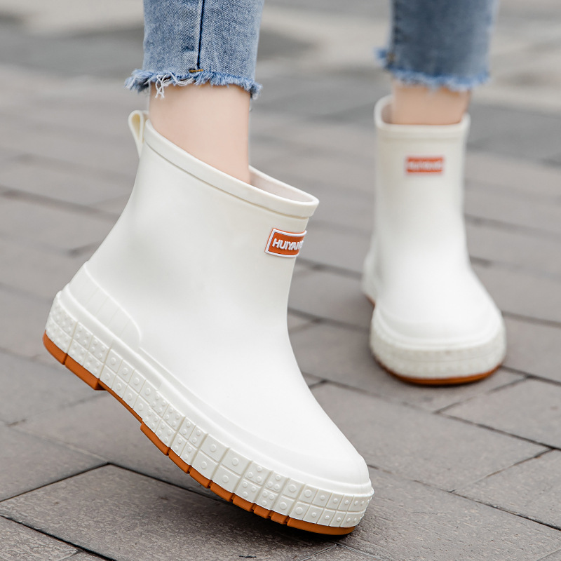 japanese rain boots women‘s fashionable outerwear overshoes lightweight waterproof rubber shoes new work non-slip adult short rain boots
