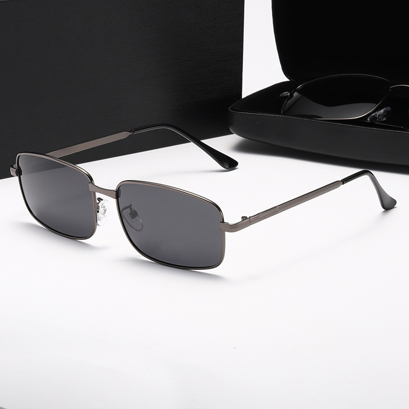 2024 New Rectangular Small Frame Metal Sunglasses Men and Women Korean Harajuku Style Retro 1017 Polarized Sunglasses