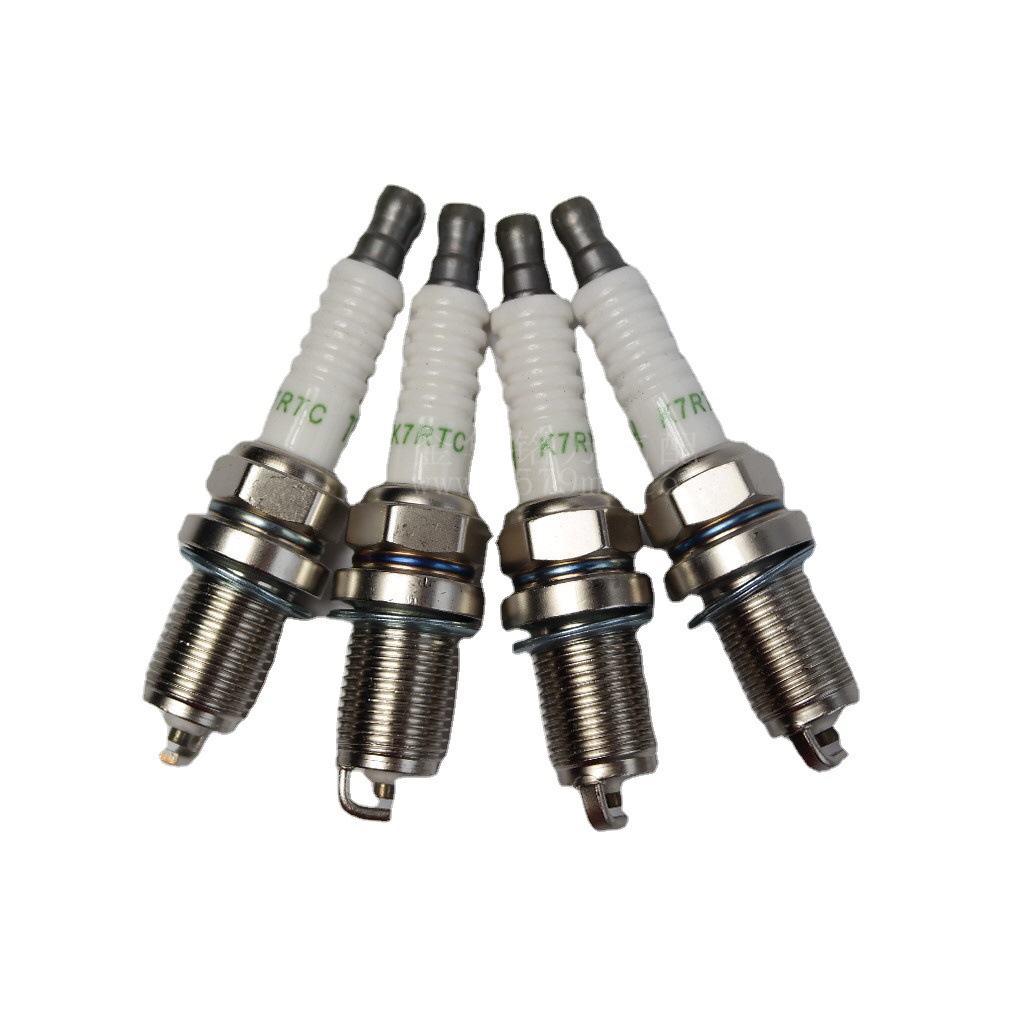 适用k7rtc长安之星五菱之光小康火花塞474/465qr发动机小头火花塞