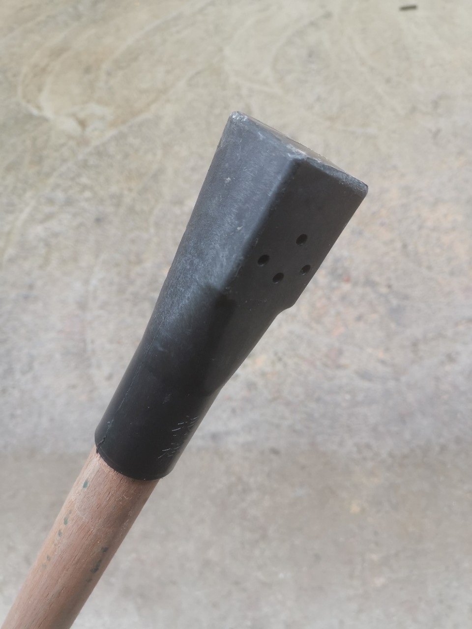 锄头柄 带胶套锄头柄 农用带木柄锄头 槐木胶套锄头柄 锄头把