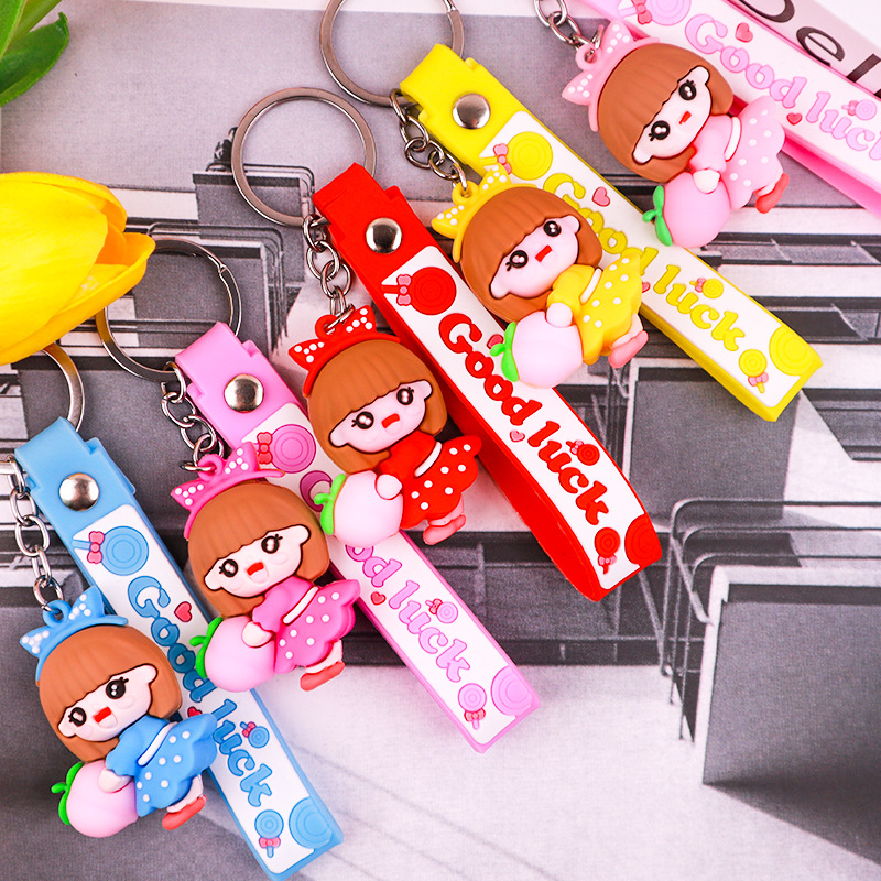 New Cute Peach Polka Dot Girl Keychain Cars and Bags Pendant Couple Key Chain Hanging Decoration Push Gift