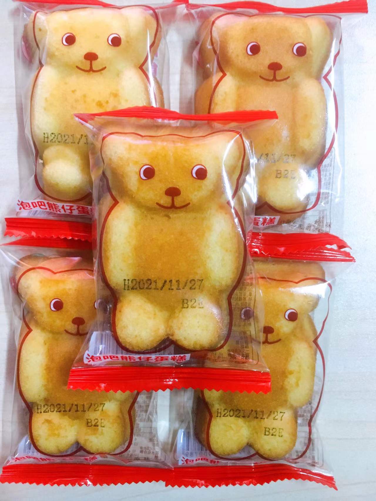 泡吧熊仔蛋糕整箱早餐儿童网红休闲零食品卡通糕点心小吃散装批发