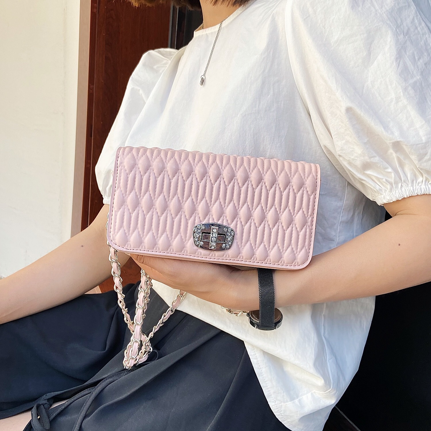 2021 Fresh Diamond Check Bag Women's Casual Sewing Line Shoulder Messenger Bag Summer New Pleated Fashion Small Square Bag