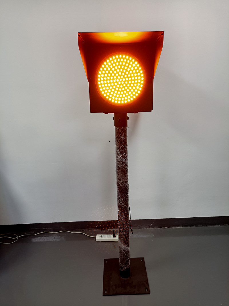 厂家直销高速公路雾灯 收费站防撞闪烁警示灯 收费岛雾灯