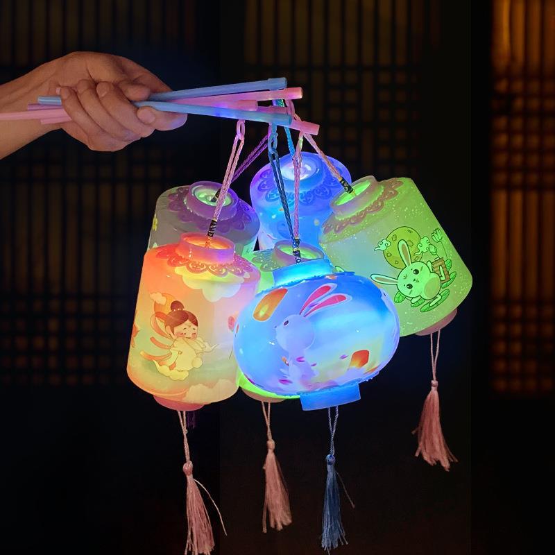 中秋节灯笼儿童卡通发光led七彩手提花灯玩具发光小灯笼货源批发