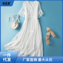 白裙子设计感仙女木耳边方领连衣裙女新款公主风收腰蓬蓬蛋糕裙