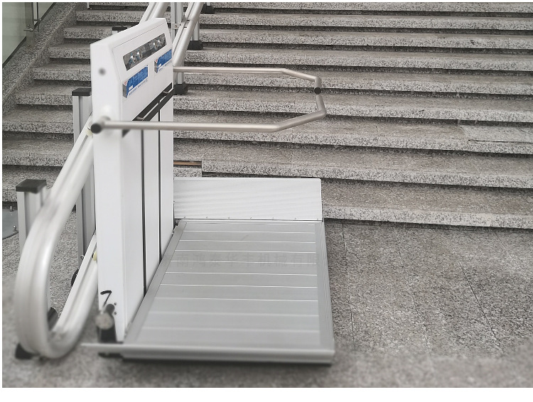 斜挂式升降机轮椅升降平台楼梯上的无障碍设施残疾人1-3楼爬楼机
