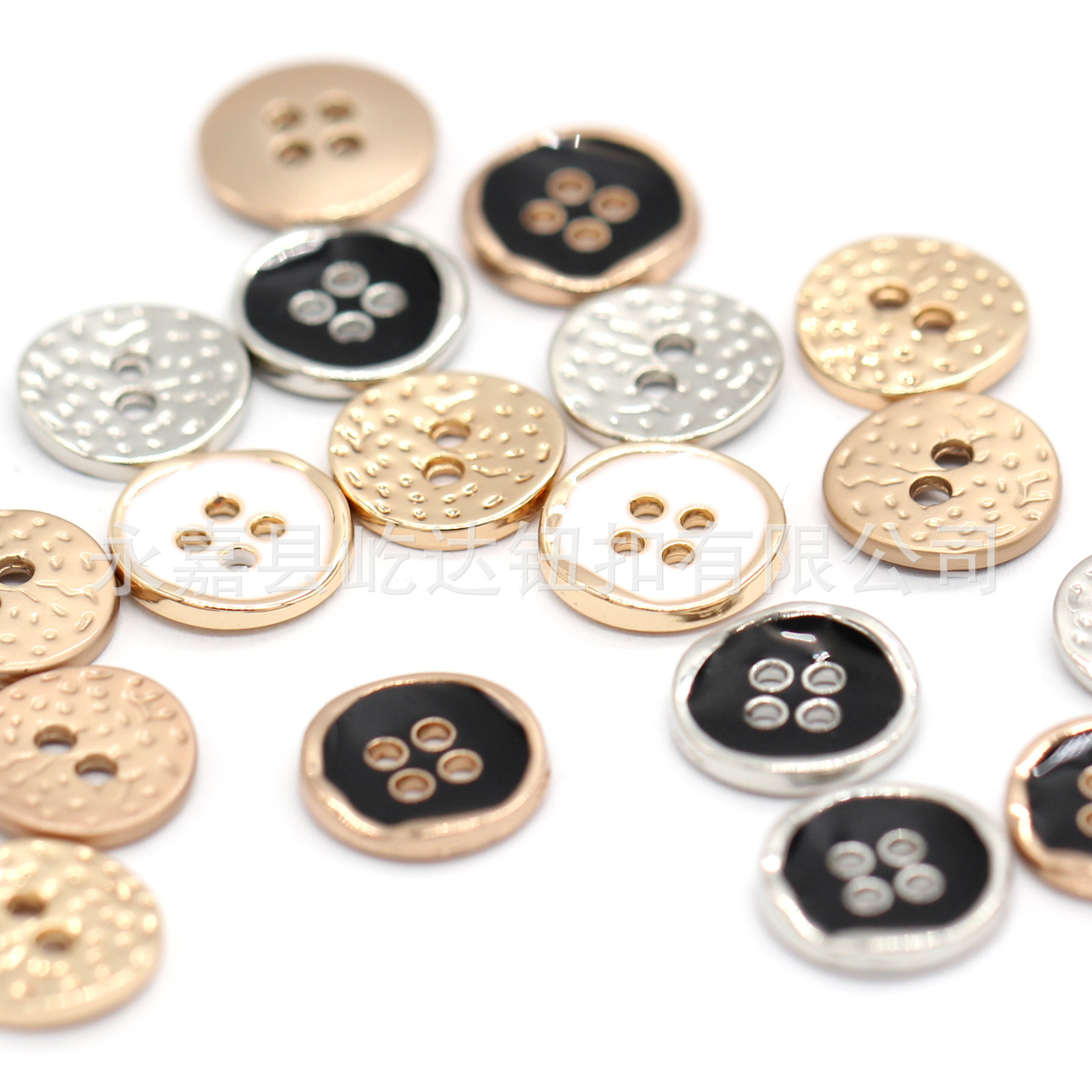 方形点油镂空锌合金纽扣大衣西装毛衣金属扣子高脚手缝钮扣批发