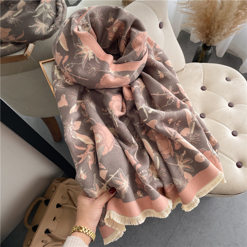 Air-Conditioned Room Shawl Outer Match Summer Office Blanket Sofa Cover Vintage Flower Cashmere Tassel Warm Scarf