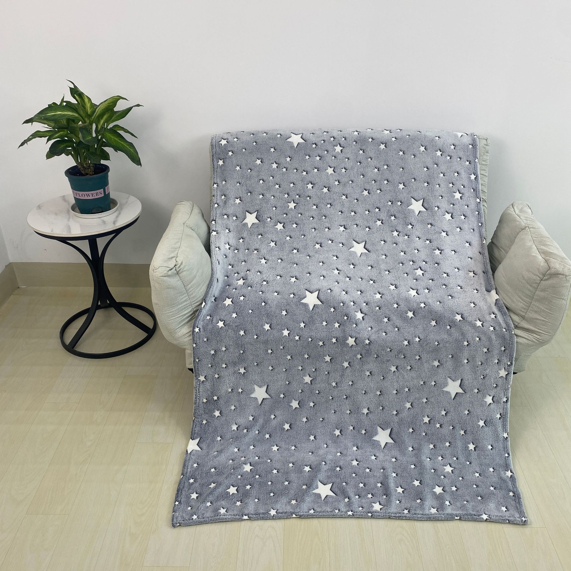 双面法兰绒夜光发光毛毯荧光胶印花毯子夏季空调被毯儿童盖毯现货