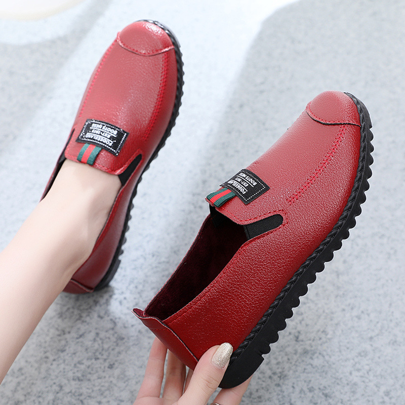 Middle-Aged and Elderly Mom Shoes Women's Shoes Spring Foreign Trade New Leather Flat Old Beijing Cloth Shoes Breathable Work Shoes Pumps