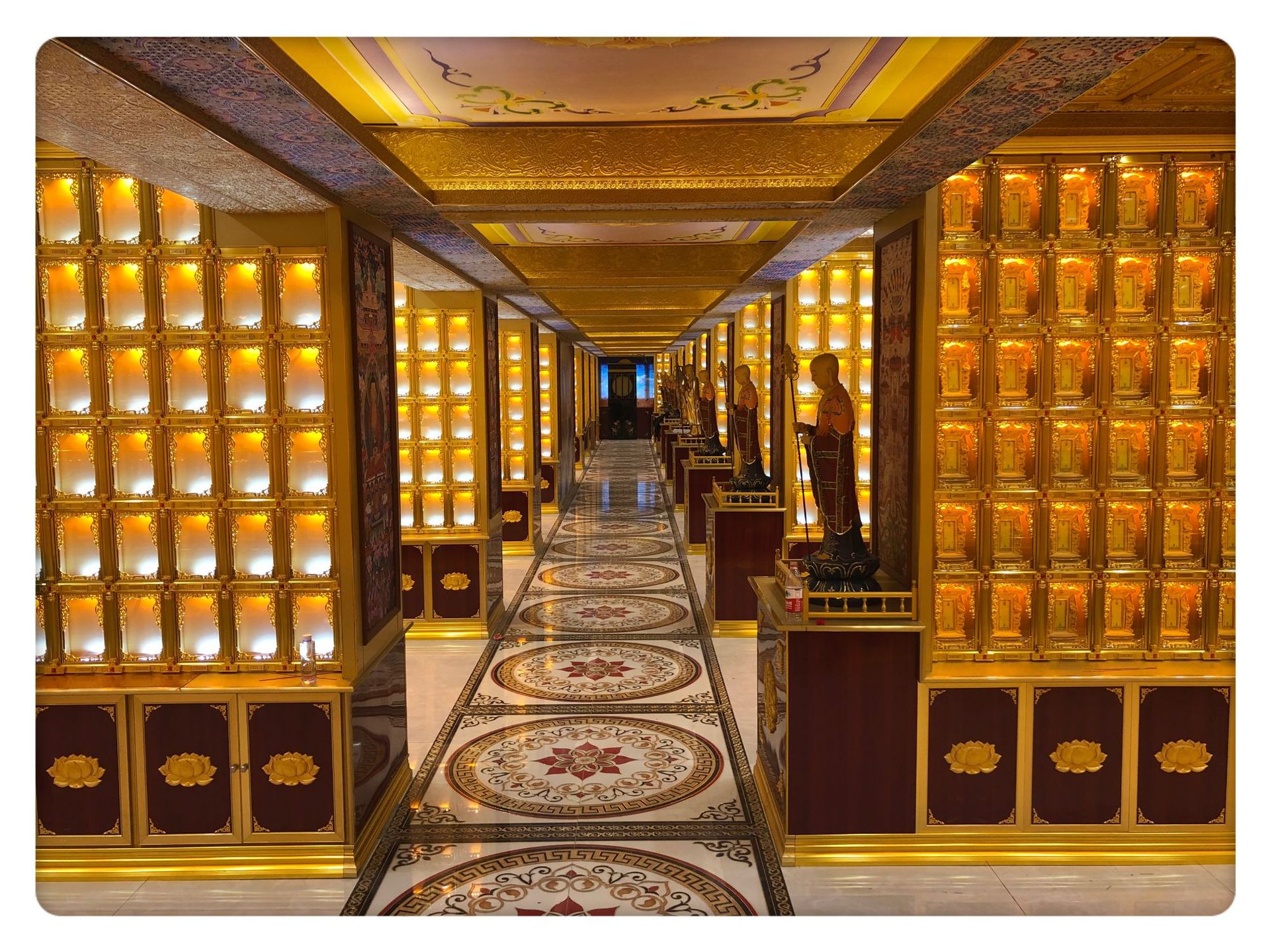 寺院铝合金佛龛定制批发 万佛殿佛龛 千佛殿佛龛