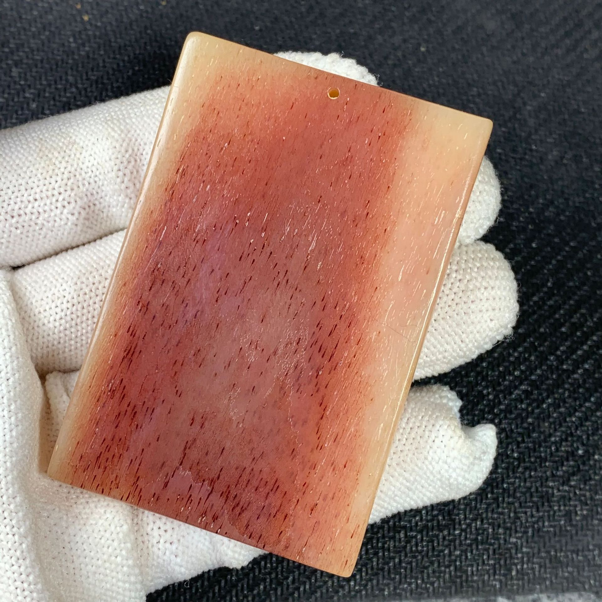 七天无理由退换【用途】:佩戴装饰,送人,收藏【材质】:驼骨【品名】