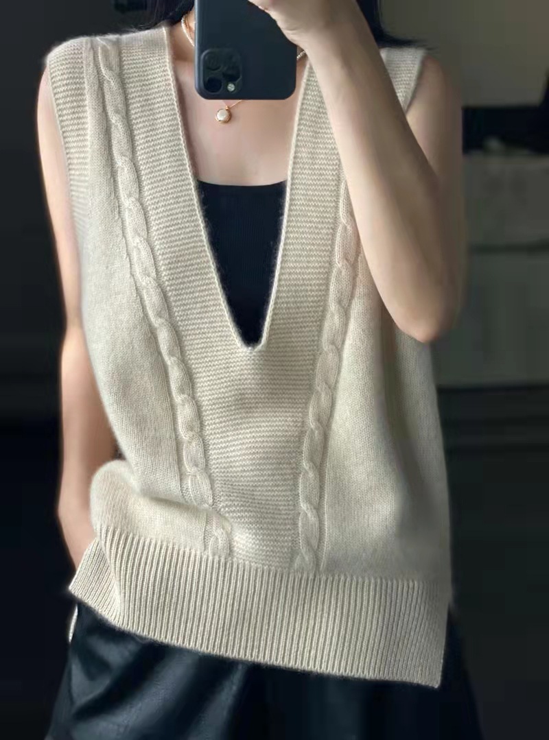 春秋纯色毛衣女坎肩v领短款无袖针织毛背心宽松马甲韩版外穿大码
