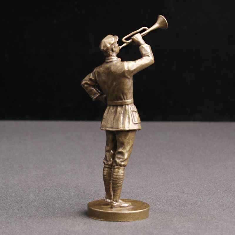 纯黄铜长征红军战士雕像八路军号手抗战纪念主题人物雕塑摆件批发