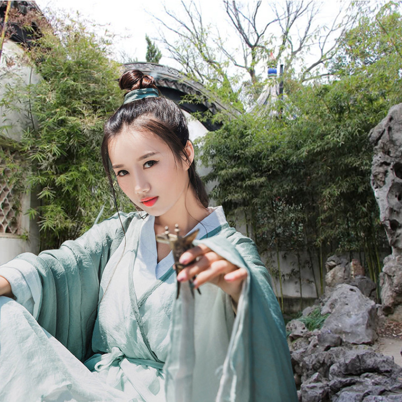 新款魏晋风交领汉服女古风武侠客绿色素雅中国风古装齐腰套装现货