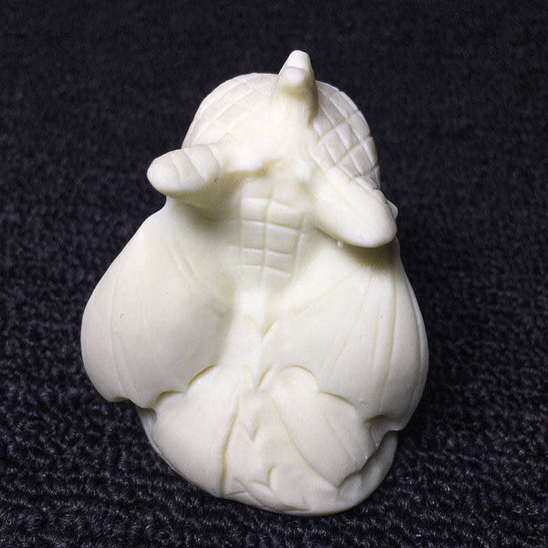 商海 象牙果雕刻无牙仔5.5*4.5*5cm菩提籽椰子木工艺品摆件礼盒装