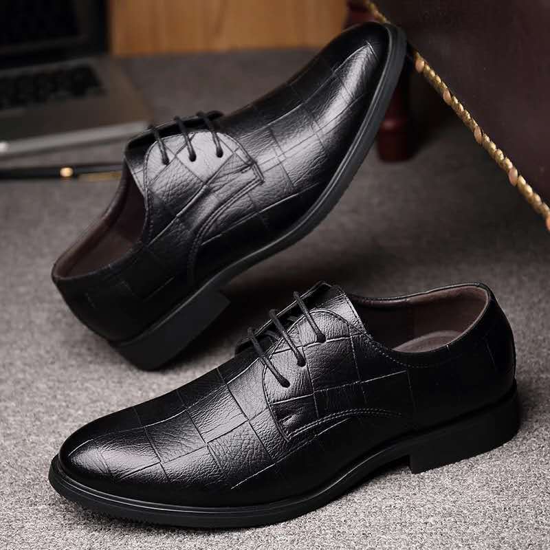 2023 Spring New Leather Shoes Men's Business Formal Groomsman Large Size Shoes All-Matching Casual Wedding Shoes One Piece Dropshipping