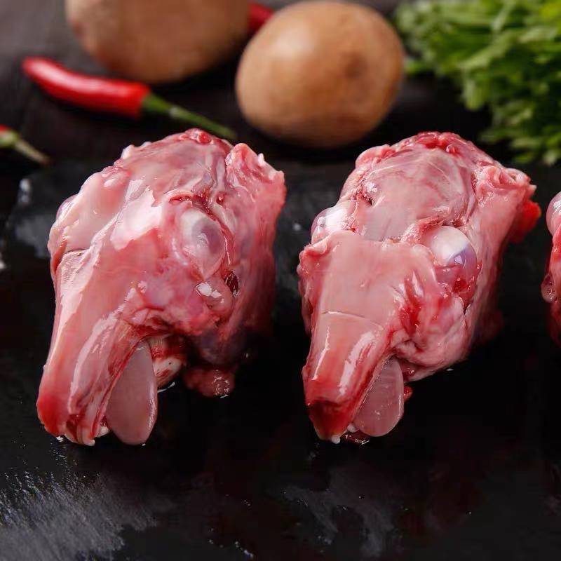 新鲜生鲜兔头麻辣兔头兔肉现兔脑壳冷冻真空一件批发10枚装