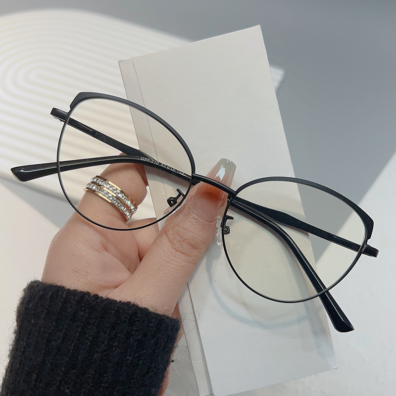 2023 Spring New Men's and Women's Glasses Artistic Fresh Optical Glasses Glasses Goggles Metal Photo Frame