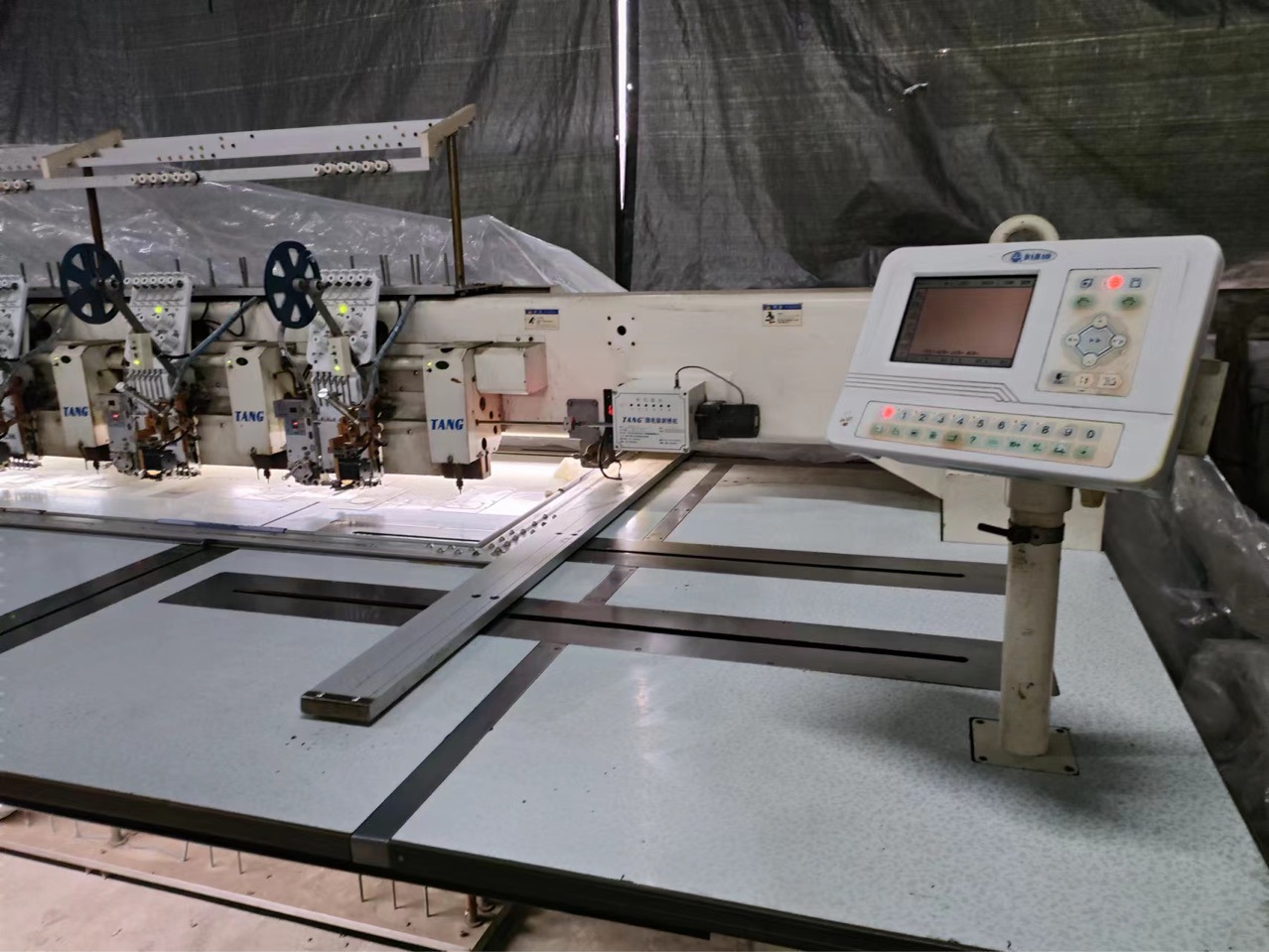 特种绣毛巾绣花机,毛巾,平绣,珠片,绳绣四合一