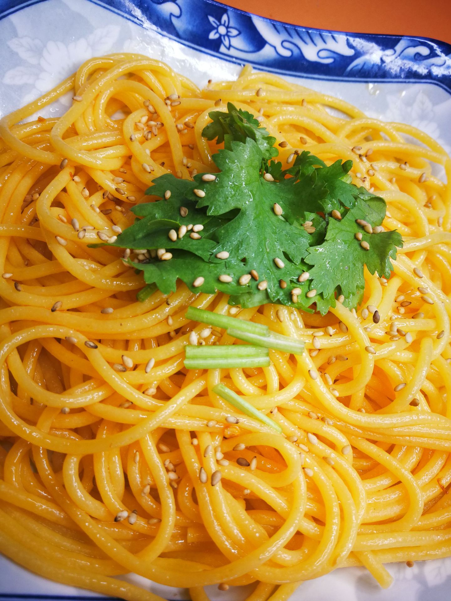 玉米面条商用东北特产500g袋装方便速食粗粮半干玉米面条杂粮厂家