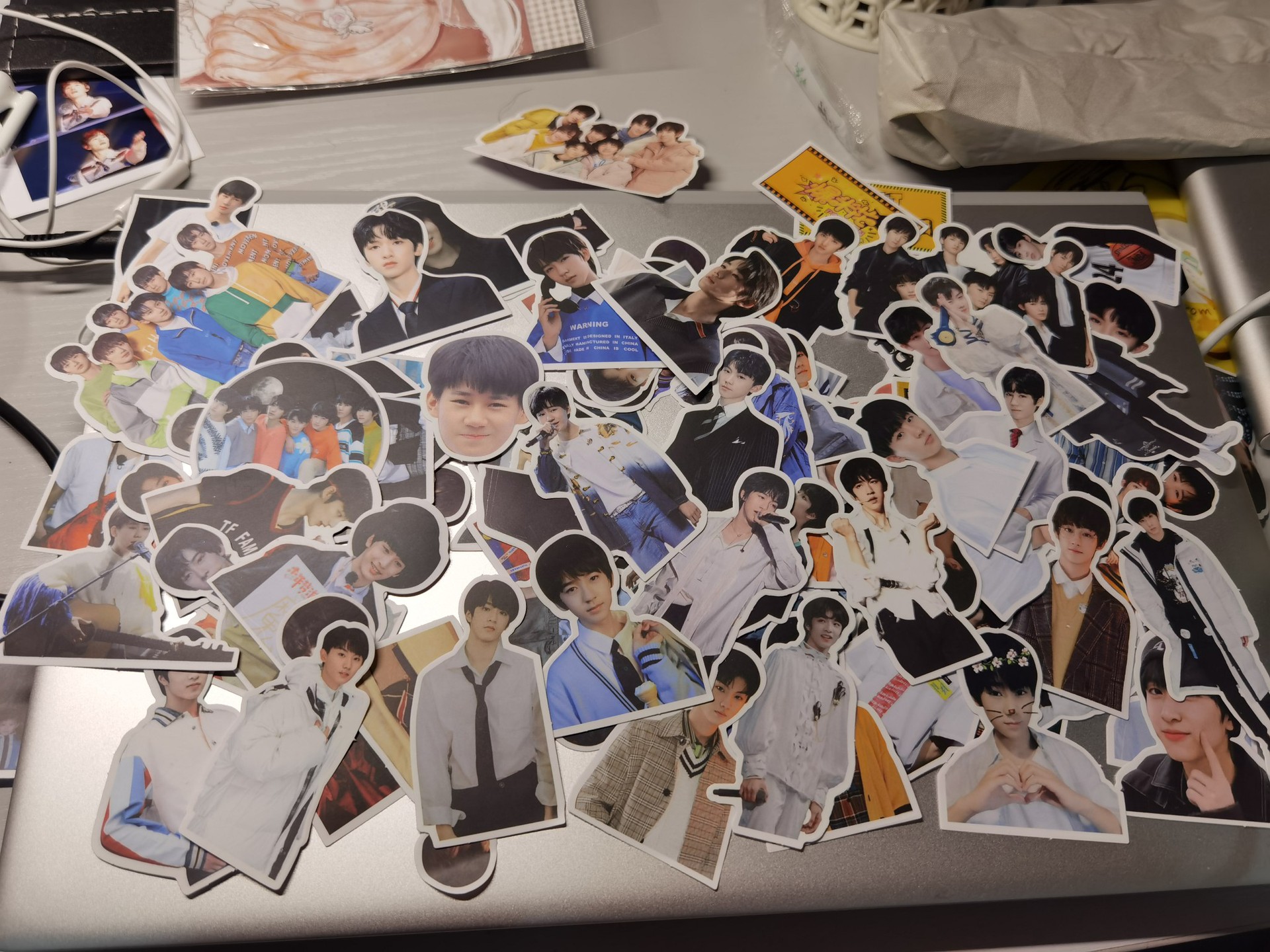 时代少年团手账贴纸 刘耀文宋亚轩马嘉祺人物周边贴纸包 明星周边