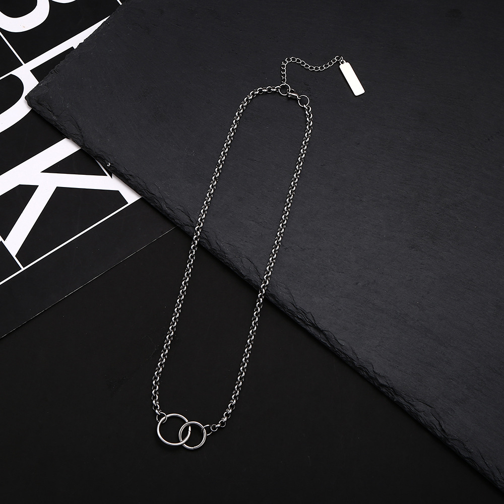 Korean Style Dongdaemun All-Match Titanium Steel Necklace Unique Pendant Sweater Chain Sweet Cool Metal Clavicle Chain Wholesale Delivery