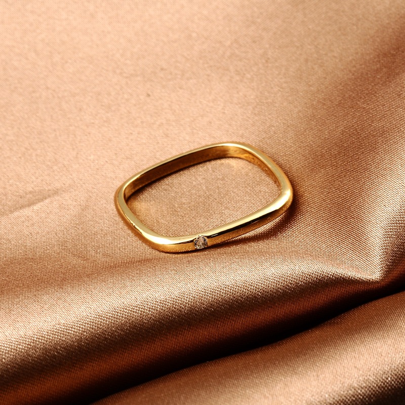 网红热销方形小方戒方圈素圈戒指女轻奢小众精致手饰批发直播货源