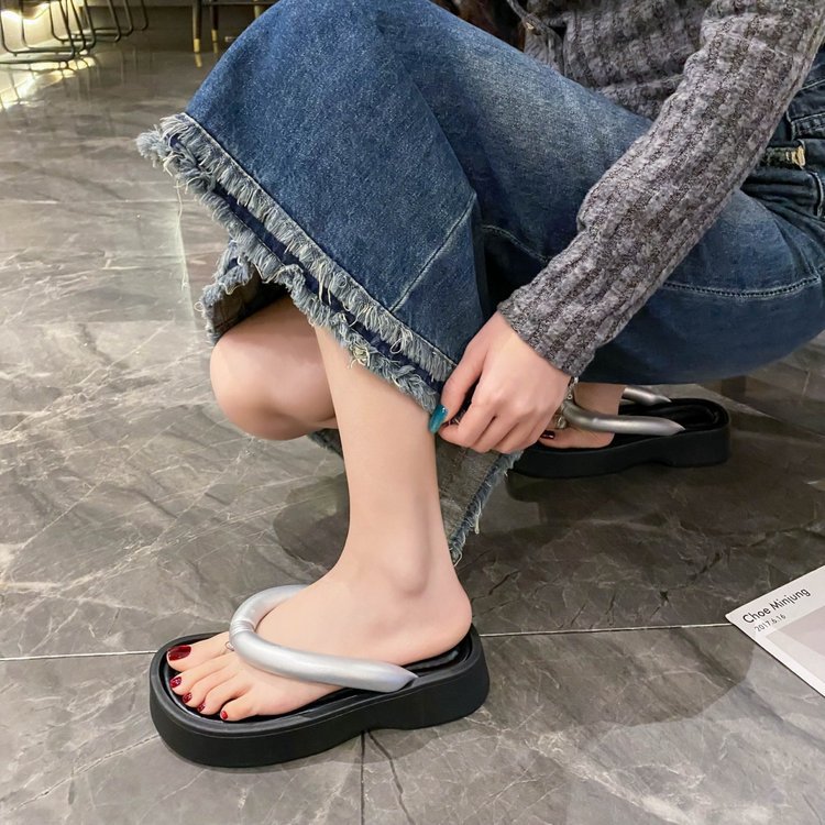 人字拖女2024夏季新款厚底时尚百搭夹趾沙滩防滑外穿拖鞋-阿里巴巴