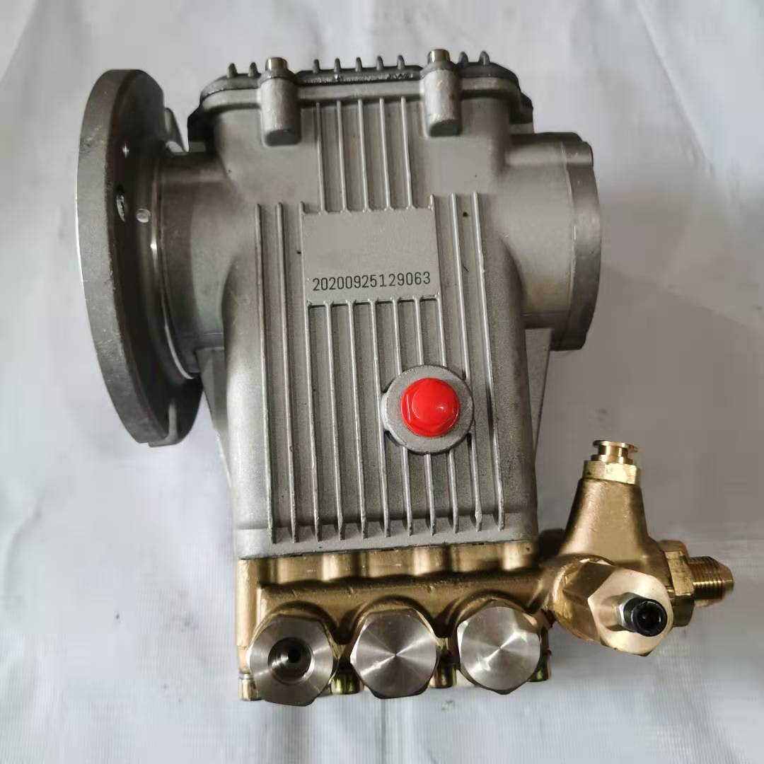 1020 590通配超高压清洗机泵头/轴径22配九洲3kw柱塞直径20 0629