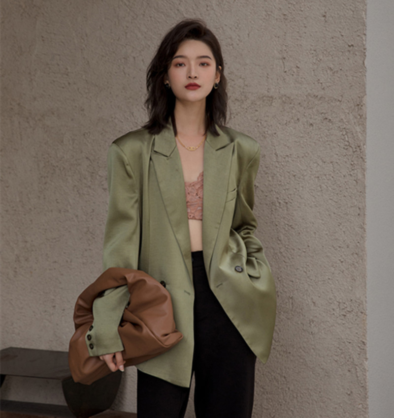 缎面光泽芥末绿驳领西装 春夏垂感廓形垫肩外套 男女情侣 绿