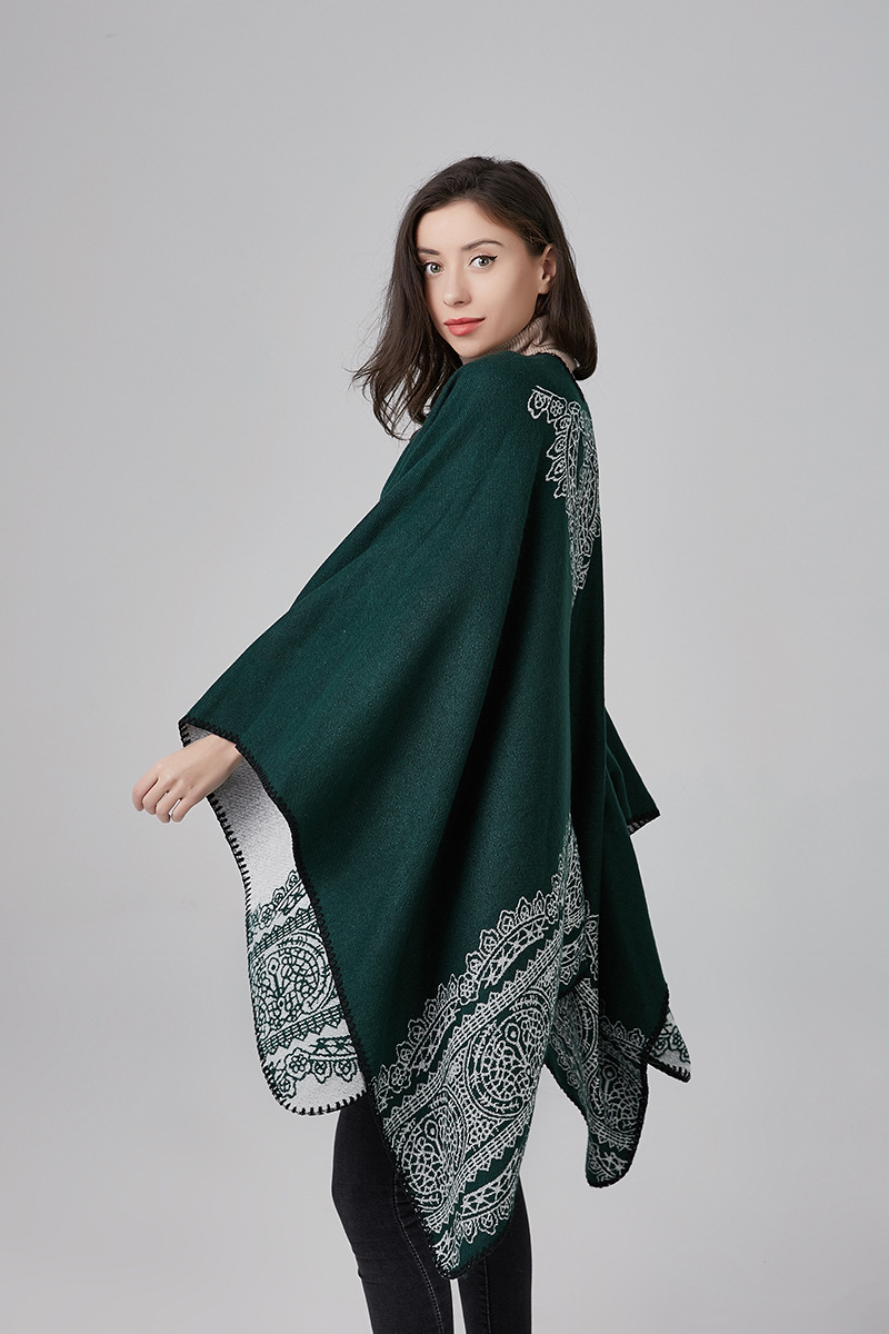 秋季新品现代简约优雅名媛风蕾丝花型开叉披肩斗篷女街头外搭披肩