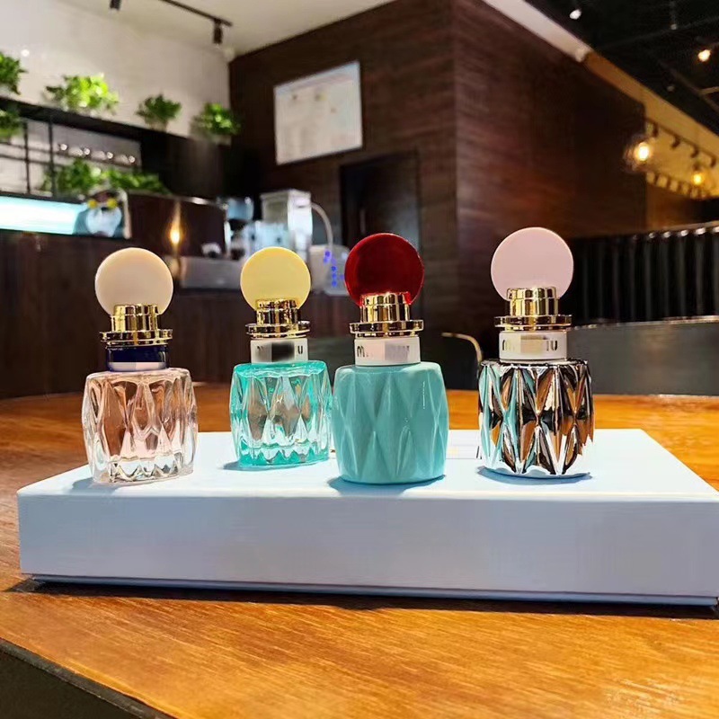 miumiu香水小样四件套礼盒20ml清新淡香持久留香小众女士香水缪缪