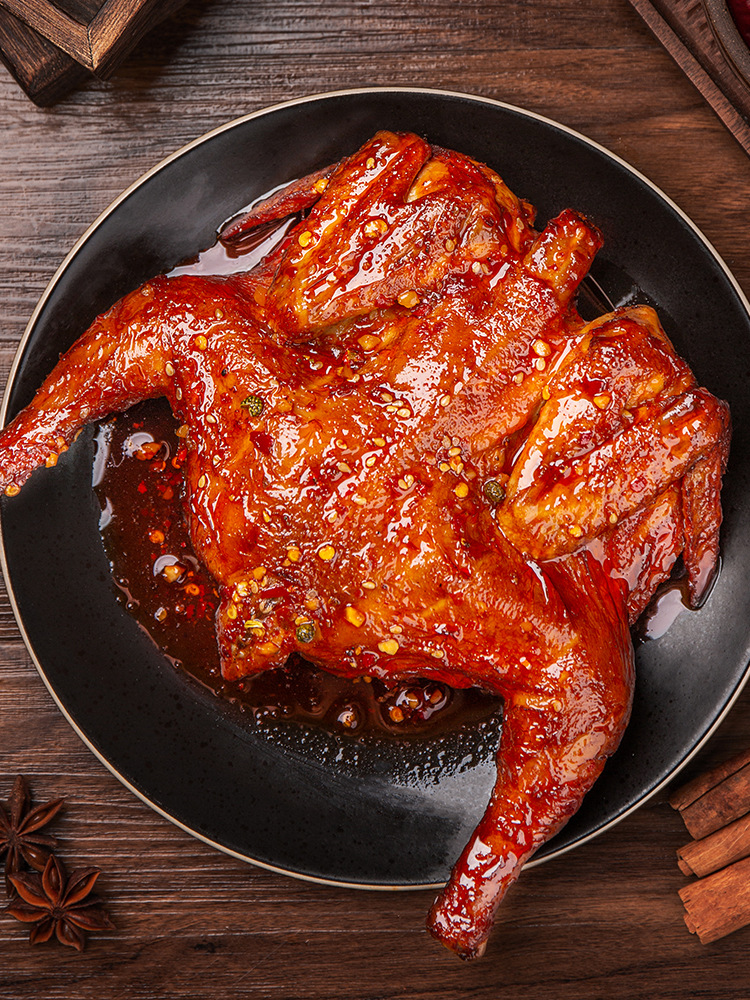 麻辣手撕鸡烤鸡四川特产烧鸡卤味熟食整只五香鸡肉零食小吃