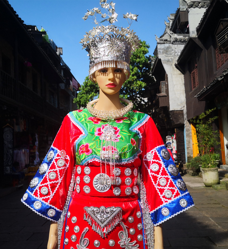 民族服装女舞台表演服苗族连衣裙女夏民族风复古女装套装刺绣古装