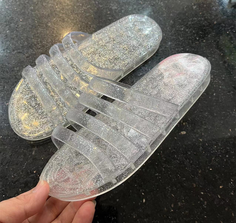 New Crystal Slippers Summer Women's Outdoor Wear Fashion Jelly Glitter Slippers Bathroom Non-Slip Hotel Sandals