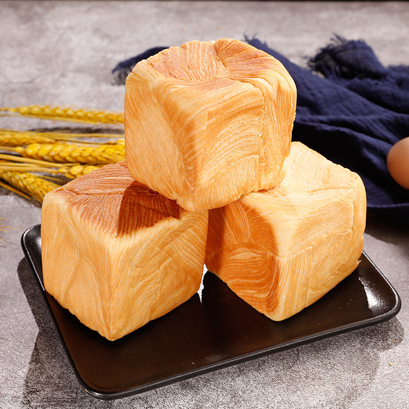 魔方吐司面包批发营养早餐代餐方形面包零食早点小吃面包食品厂家