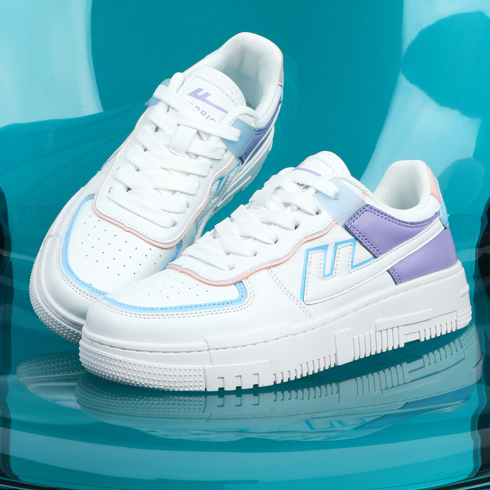 回力情侣小白鞋女秋冬新款男鞋春秋空军一号潮流板鞋