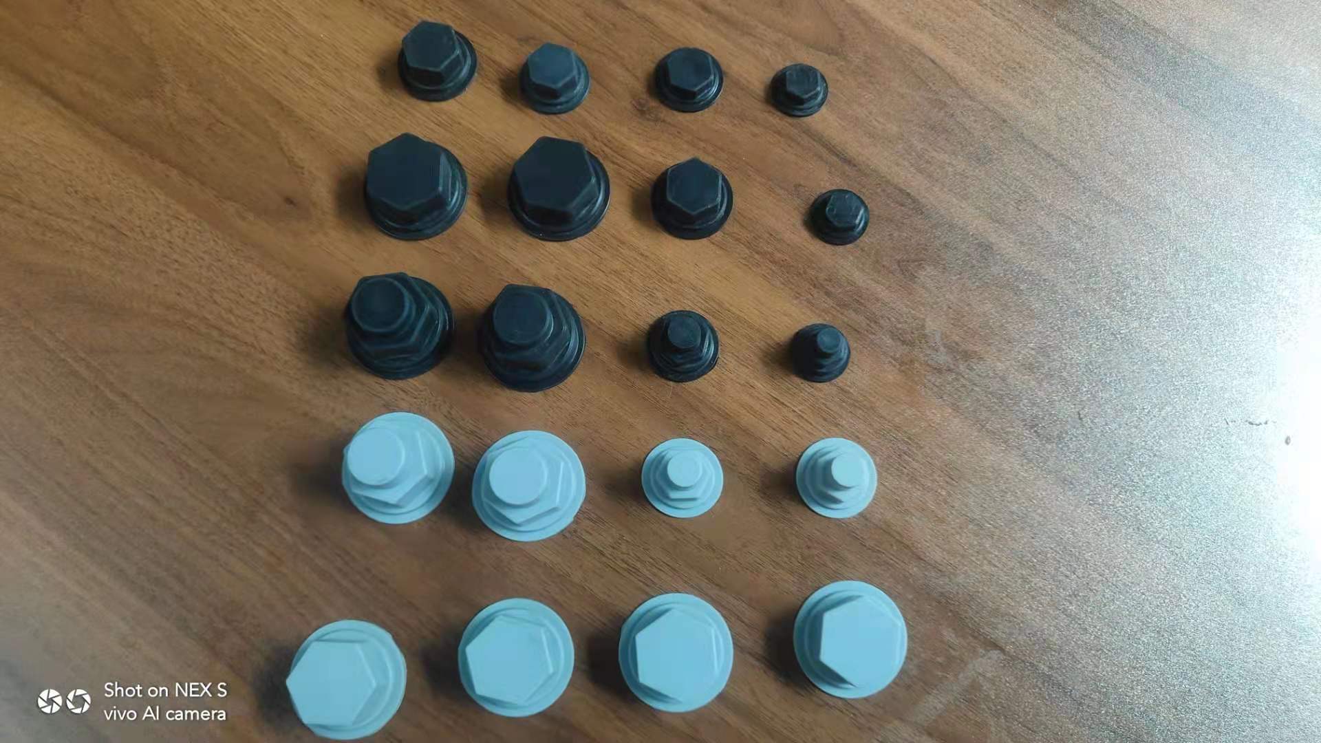 胶塞牌号xh-103是否进口否品名螺栓螺母保护套产地浙江商品属性浙江省