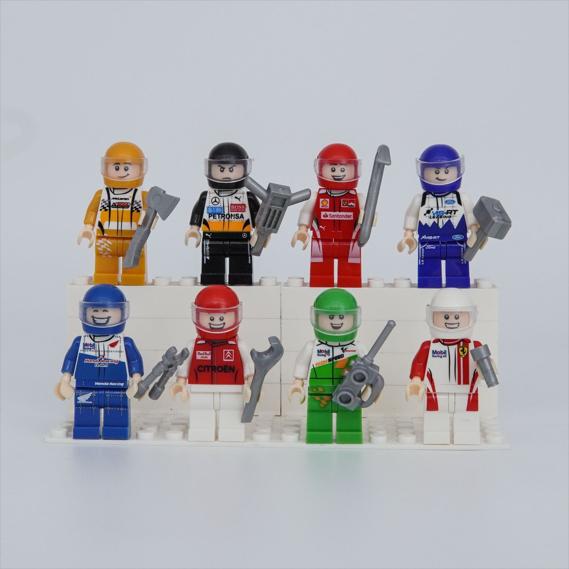 赛车手男孩拼装积木人仔兼容乐高小颗粒益智玩具袋装随机配饰批发