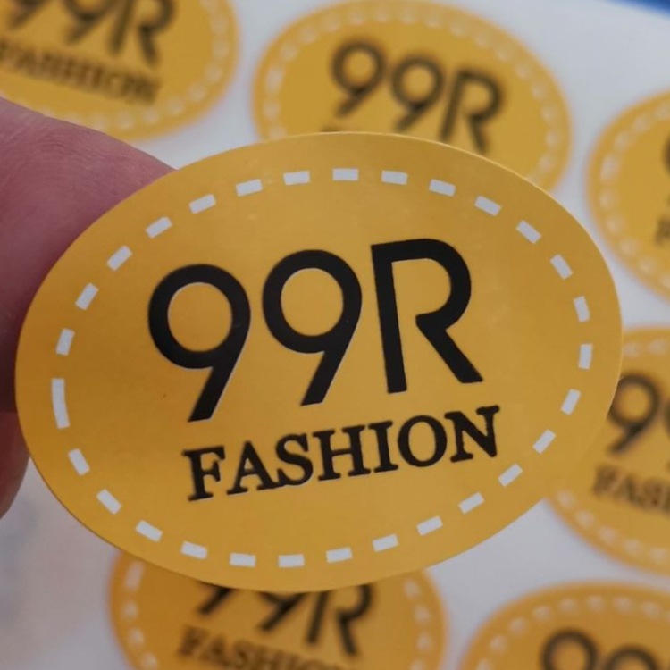 厂家直供常用不干胶标签纸贴纸铜版纸牛皮纸商标透明商标海报logo