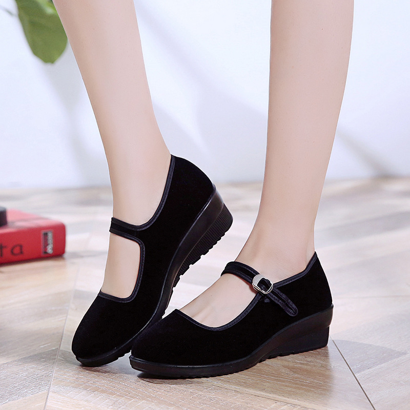 Real Old Beijing Cloth Shoes Women's Shoes Black and Red Shoes Hotel Work Etiquette Pumps Flat Mother Dance Shoe
