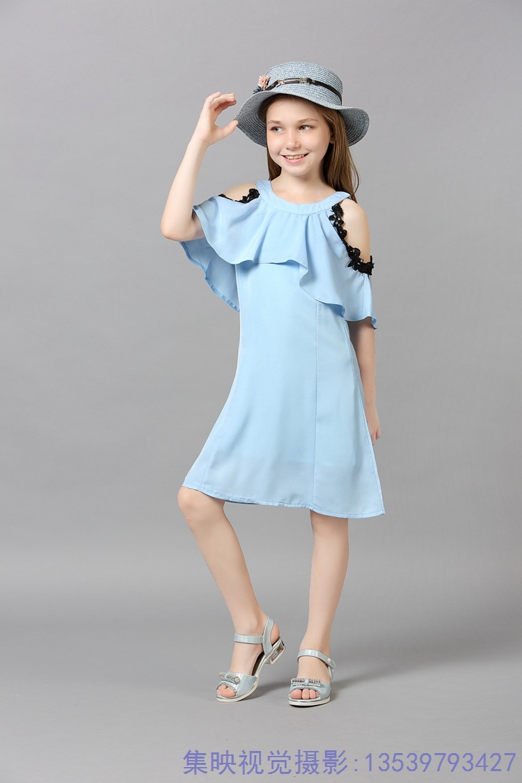 外国小女孩模特服装拍摄服务童装拼拍寄拍静物平铺挂拍3d摄影图片