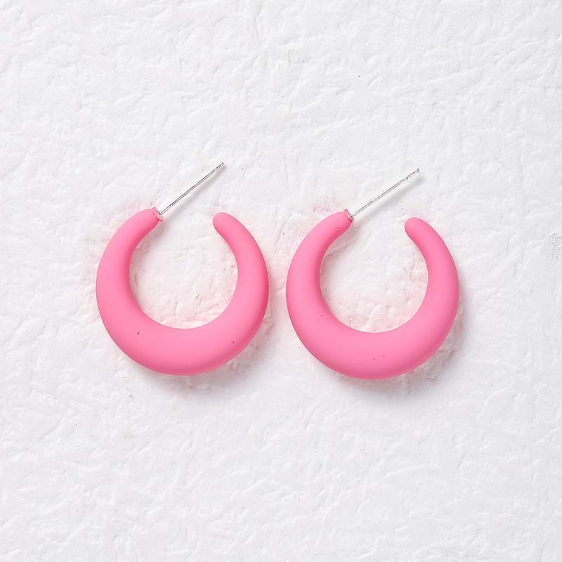 Simple Macaron Candy Color French Retro Earrings Solid Color Design Sense Advanced C- Shaped Rubber Paint Matte Texture