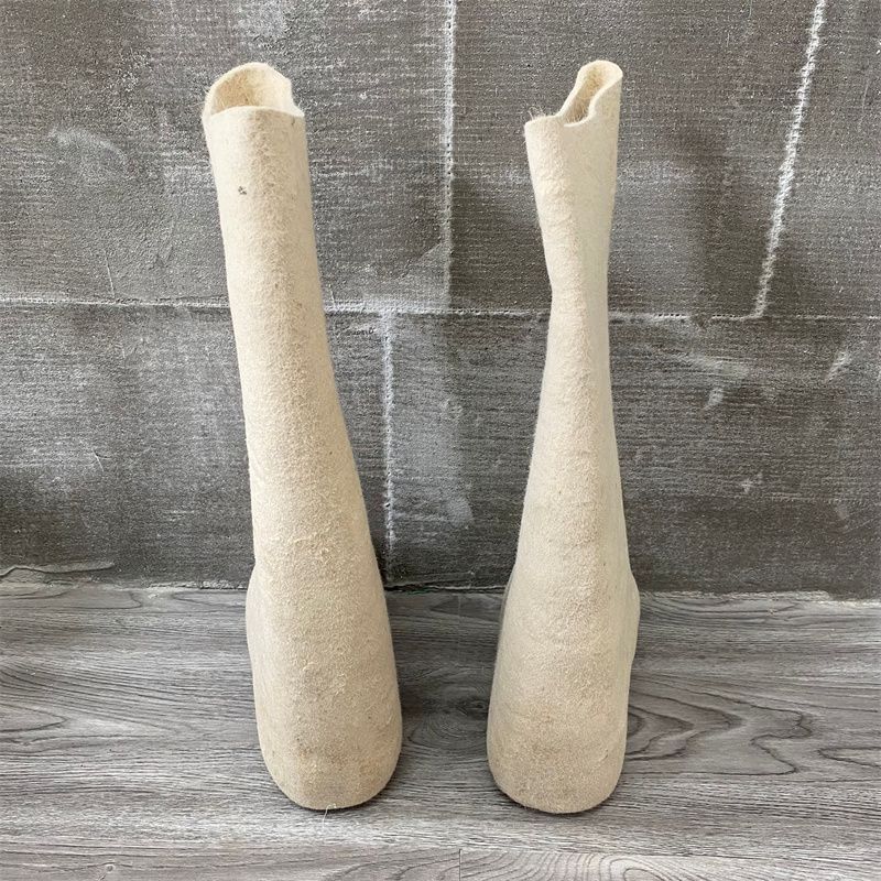 俄罗斯毡靴煤矿绒毛货长筒毡靴棉鞋防寒保暖腰护腿极地绒毡鱼塘