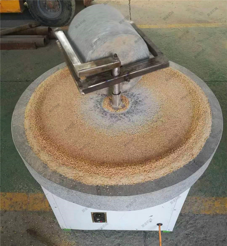 五谷杂粮电动石碾矿物原料破碎石碾青稞去皮石碾子