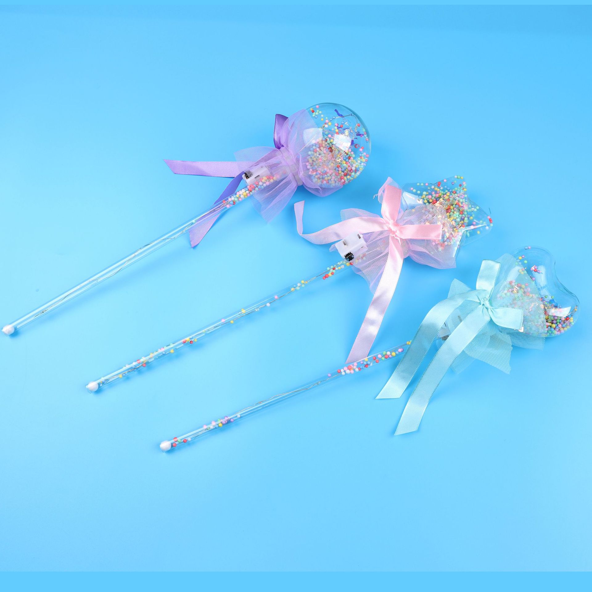 地摊爆款儿童仙女棒地推扫码小礼品闪光波波球夜市发光魔法棒玩具