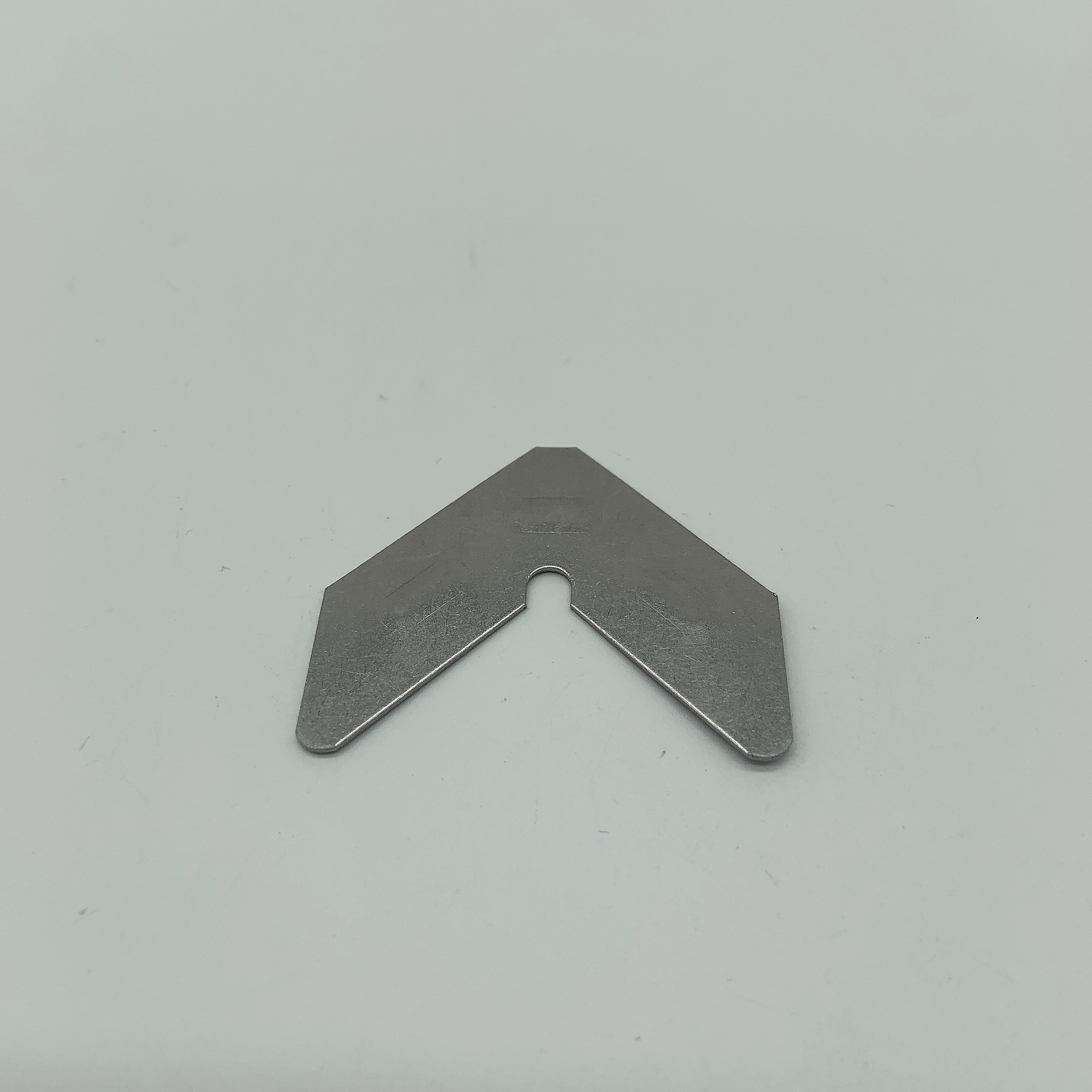 厂家批发组角钢片不锈钢组角片 固定钢片门窗组角片门窗五金配件