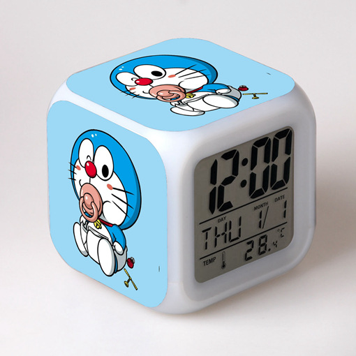 跨境货源哆啦a梦闹钟机器猫学生儿童礼品七彩闹钟变色四方钟定制